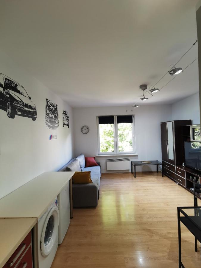 Small Apartament In Heart Of Boleslawiec City المظهر الخارجي الصورة