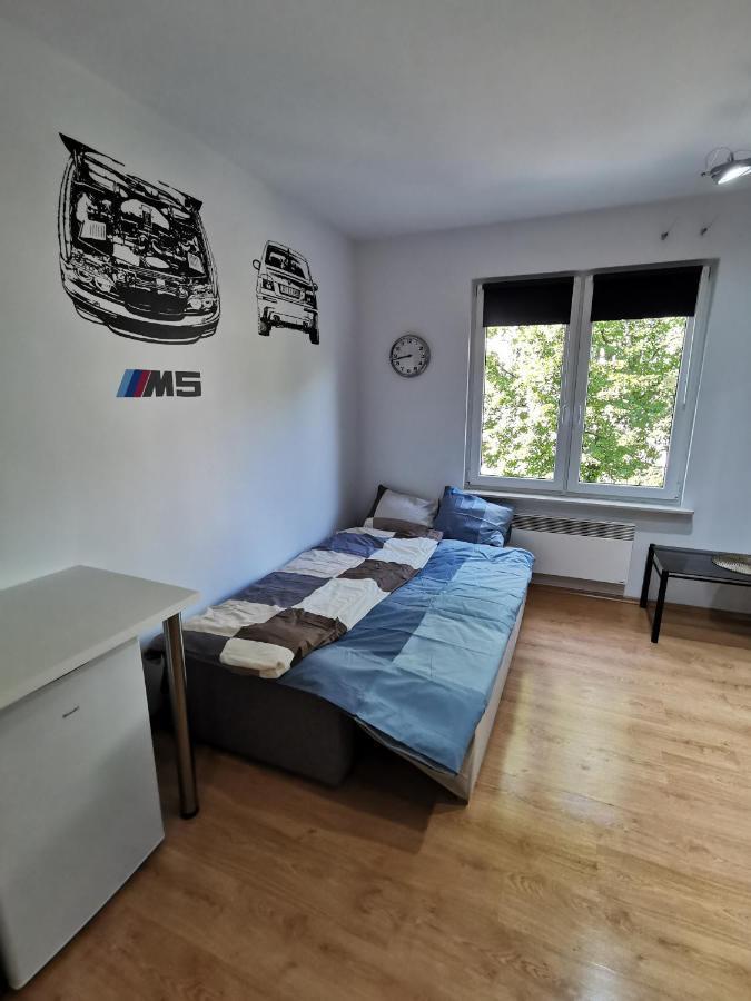 Small Apartament In Heart Of Boleslawiec City المظهر الخارجي الصورة