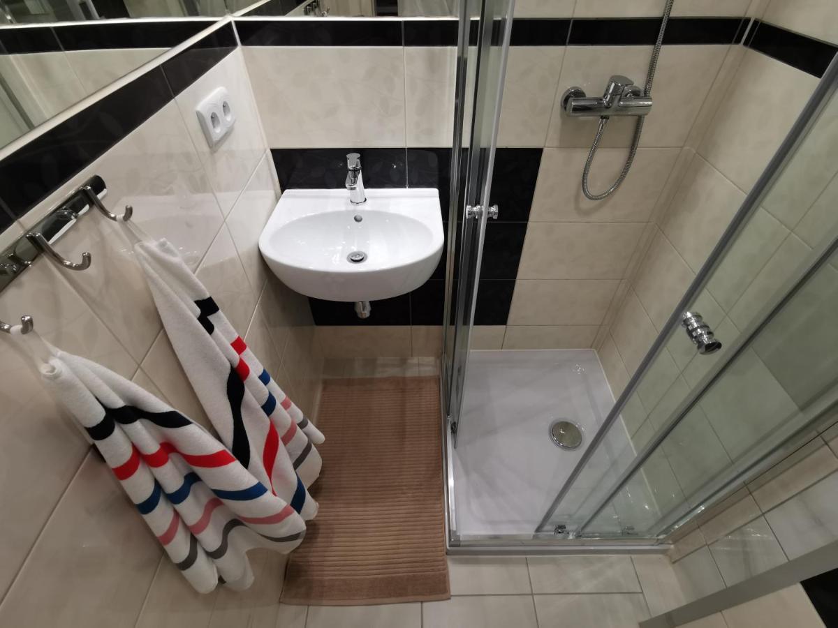 Small Apartament In Heart Of Boleslawiec City المظهر الخارجي الصورة