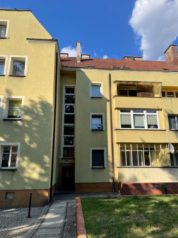 Small Apartament In Heart Of Boleslawiec City المظهر الخارجي الصورة